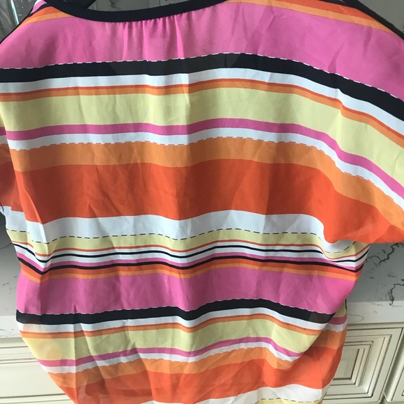Striped Back Blouse - Picture 2 of 3